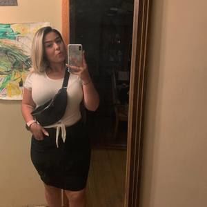 Meet your Posher, Daniela